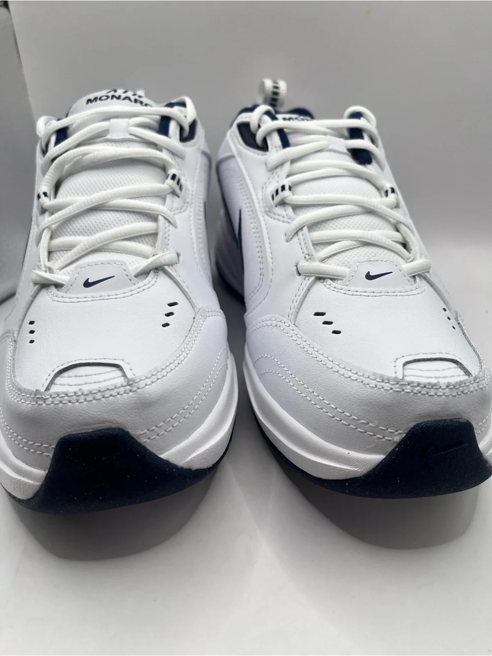 Nike Air Monarch IV New 4E Men’s White & Navy Training Wide Sneakers
